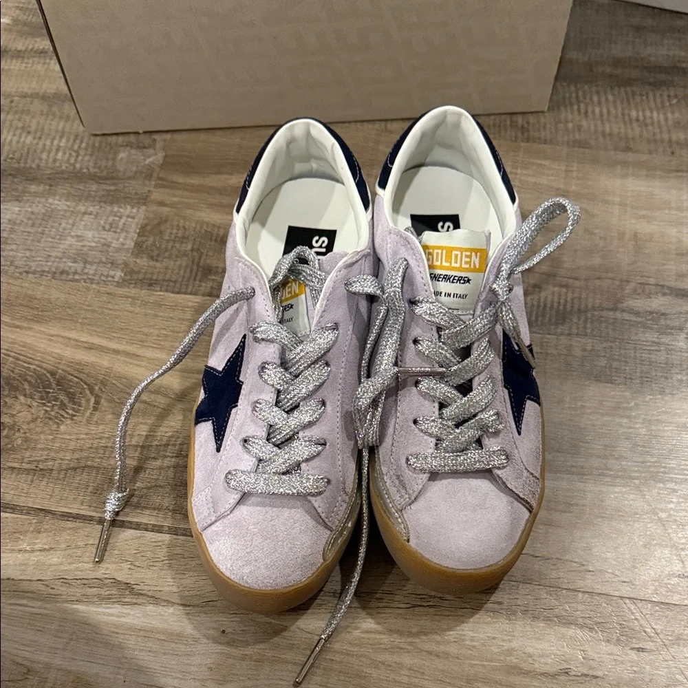 NWT in box Golden Goose Women's Sneakers in White and Navy with Glitter Laces - Picture 2 of 14